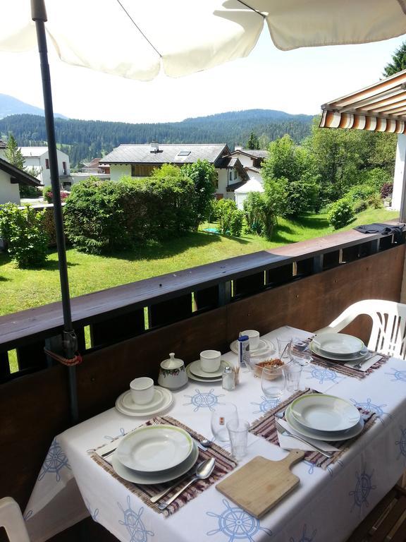 Wohnung Casa Hirundella Trin Δωμάτιο φωτογραφία